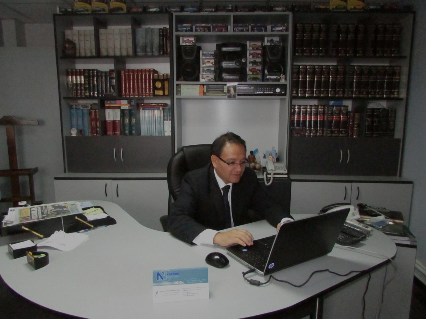 Lunes a Viernes 9:00 am  - 6:00 pm</br>Sábados 9.00 am - 1.00 pm