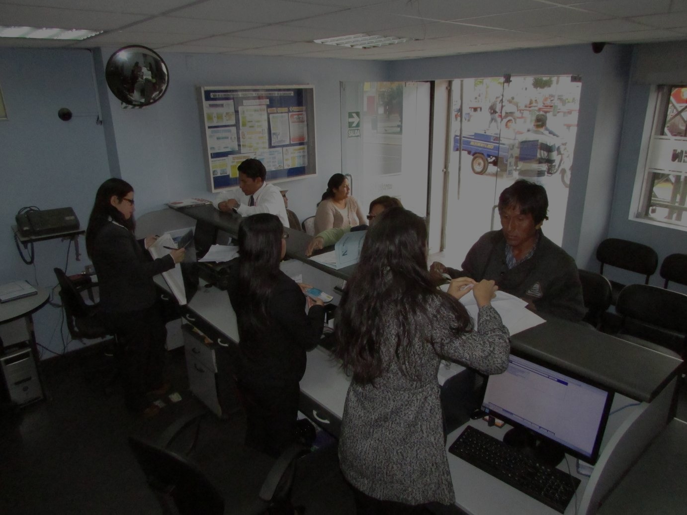 Telf:  (01) 589-1384 /  (01) 235-5700